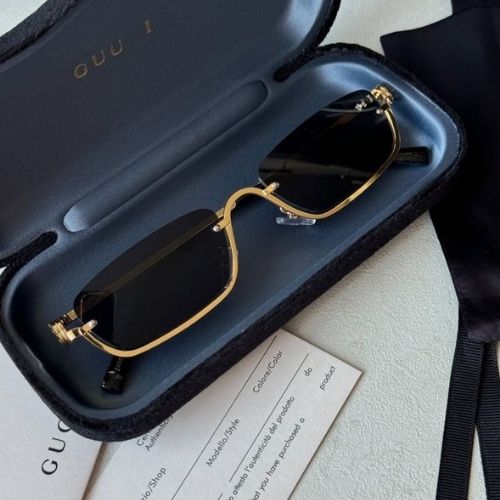 Gucci Noir gold